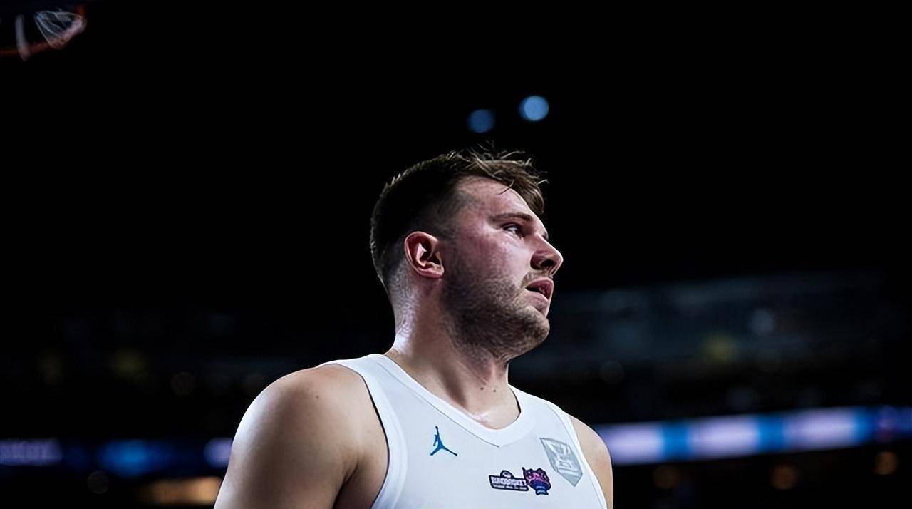 kaiyun-包含芝加哥公牛迎欧超杯关键赛，今晨队长鼓劲，话题不断，身体对抗强度拉满的词条